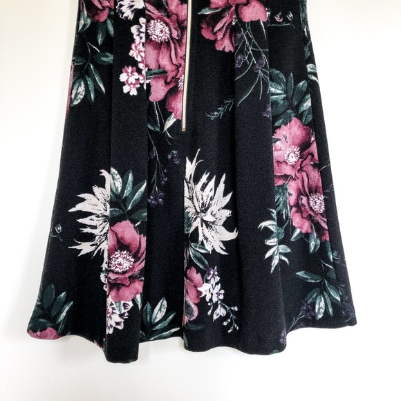 Dynamite dress - Picture 4 of 6